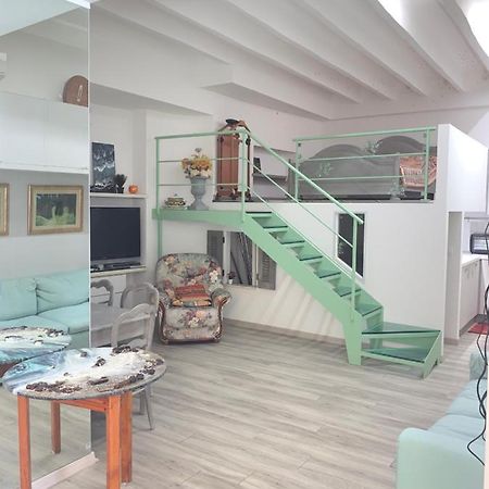 דירות מנטון Joli Studio Au Soleil מראה חיצוני תמונה
