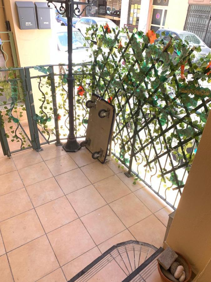 דירות מנטון Joli Studio Au Soleil מראה חיצוני תמונה
